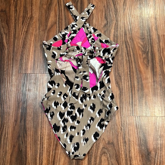 NWOT Trina Turk Lynx Reversible High Neck One Piece - Picture 14 of 16